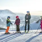 Tirol アパート